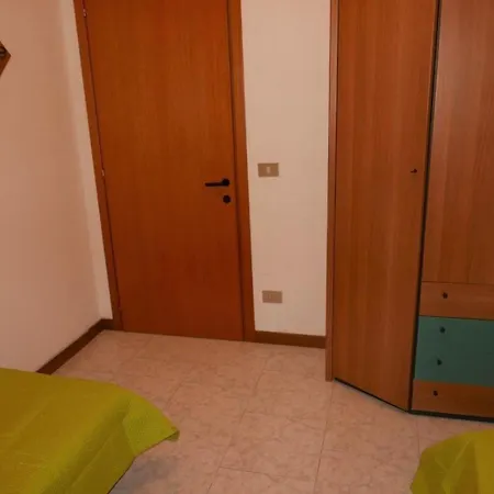 Ferienwohnung Fuer 6 Personen Ca 60 Qm In Bibione, Adriakueste Italien Und Umgebung - B58555 Μπιμπιόνε