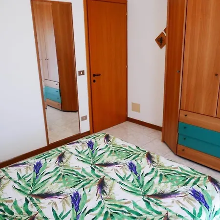 Ferienwohnung Fuer 6 Personen Ca 60 Qm In Bibione, Adriakueste Italien Und Umgebung - B58555 Διαμέρισμα